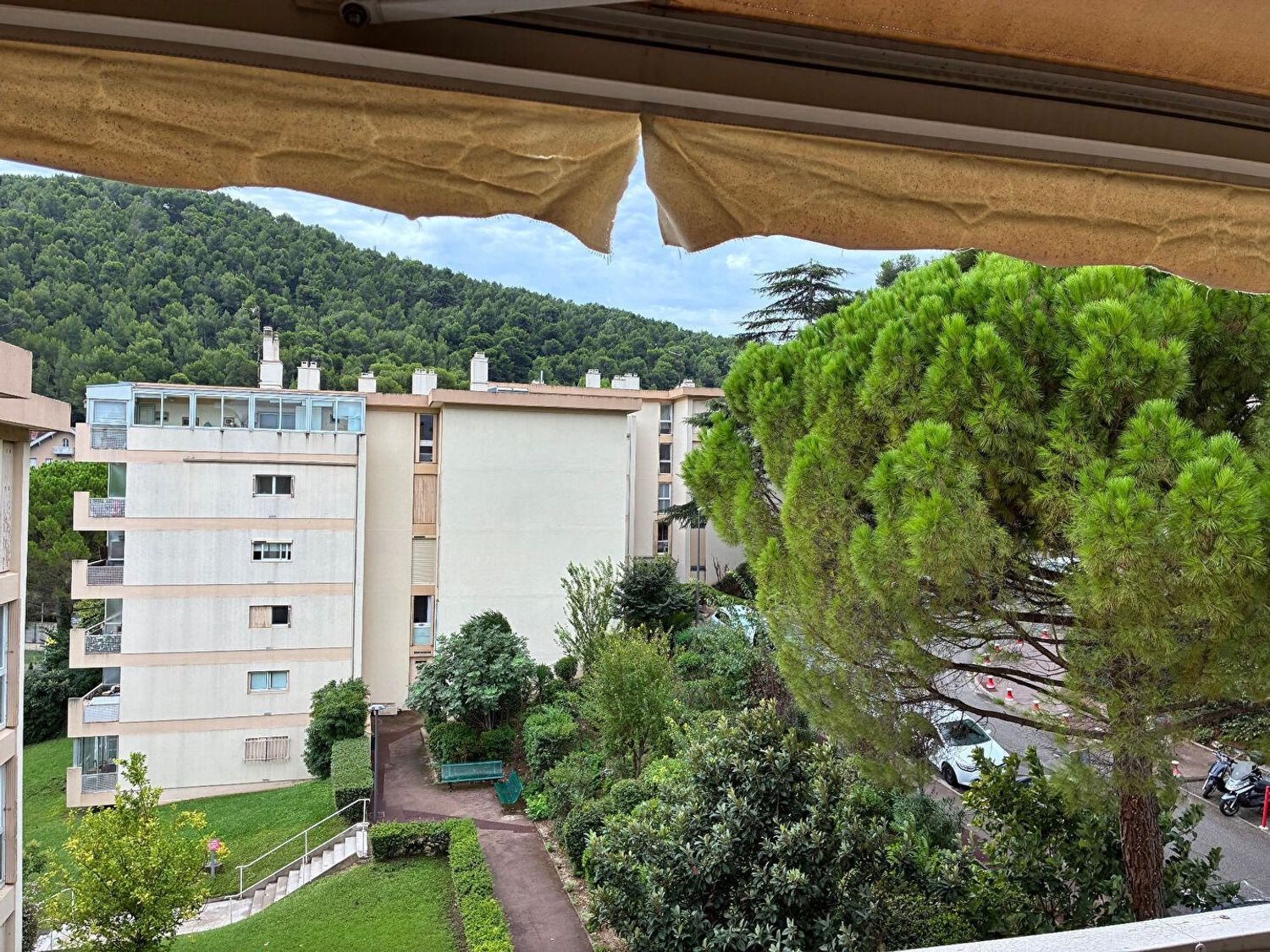 Appartement à louer, 86m², Marseille 9ème
