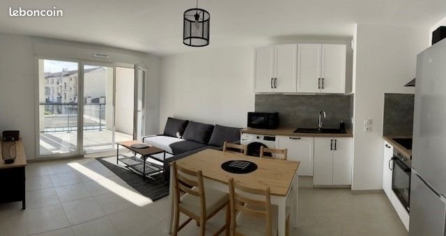 Appartement à louer, 62m², Marseille 8ème