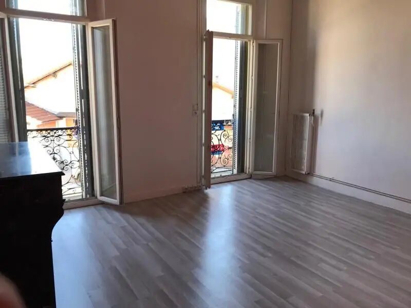 Appartement à louer, 66m², Aubagne