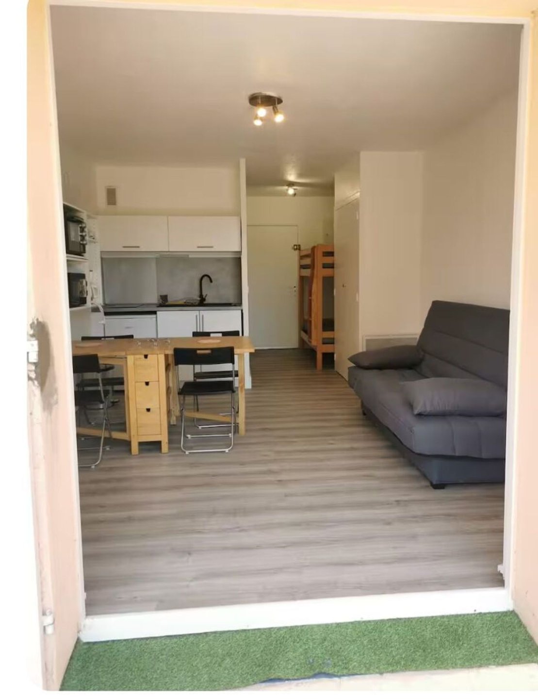 Appartement à louer, 23m², Saint-Cyr-sur-Mer