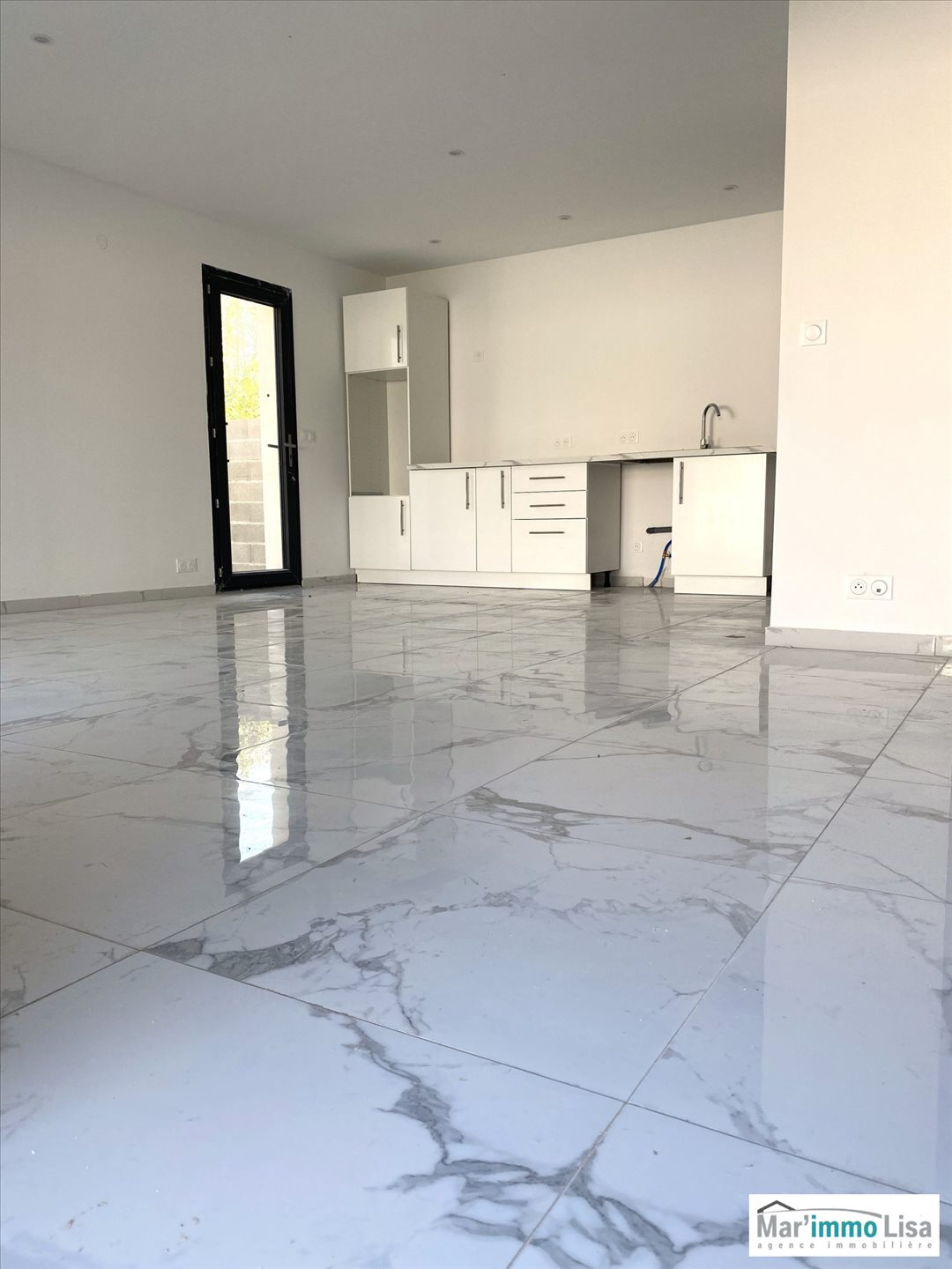 Maison à louer, 75m², Mallemort