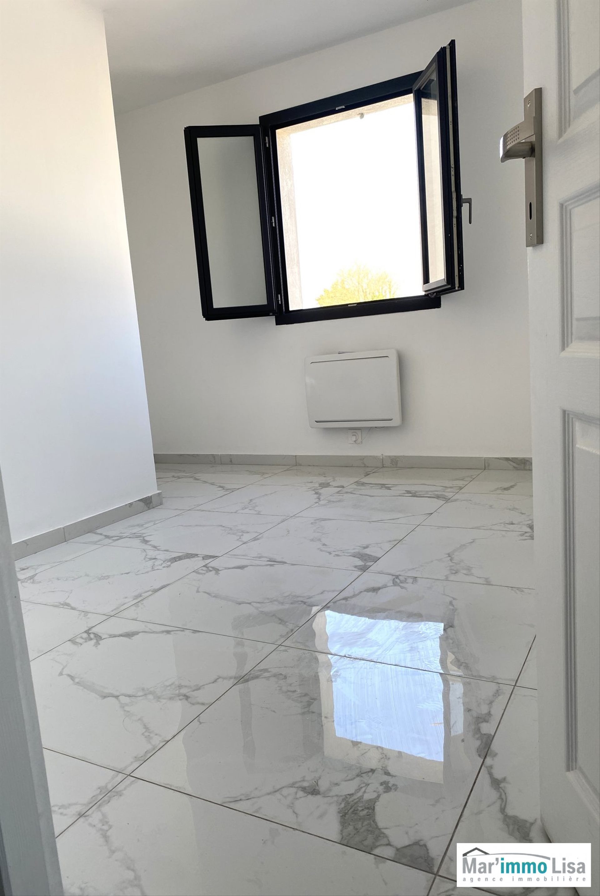 Maison à louer, 75m², Mallemort