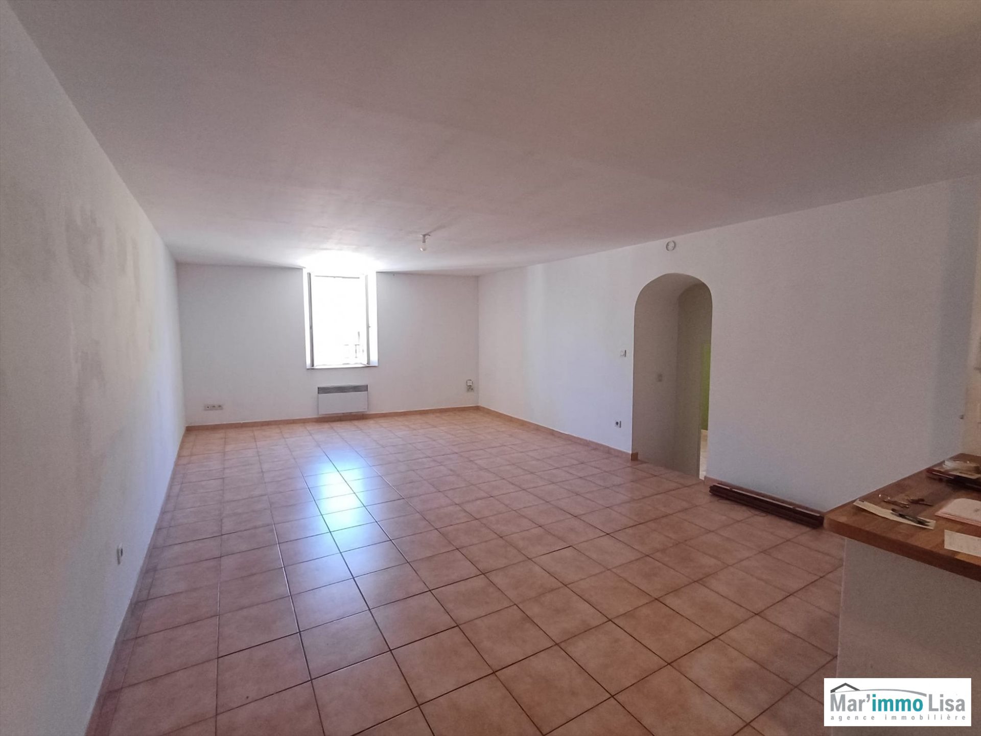 Appartement à vendre, 57m², Charleval