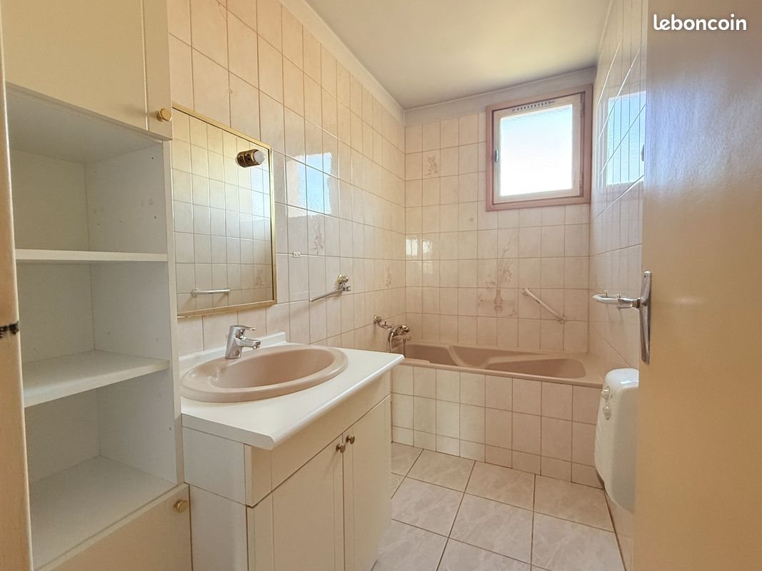 Appartement à vendre, 67m², Marignane