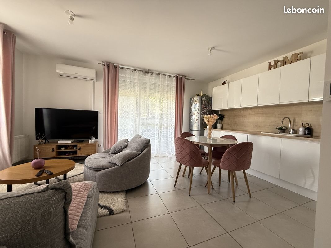 Appartement à vendre, 65m², Vitrolles