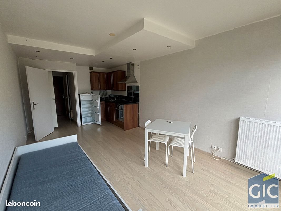 Appartement à louer, 25m², Caen