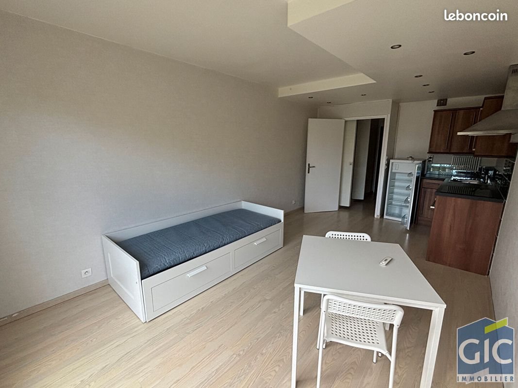 Appartement à louer, 25m², Caen