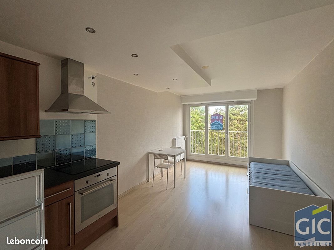 Appartement à louer, 25m², Caen