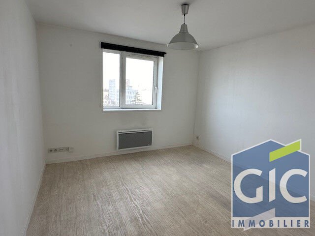 Appartement à louer, 19m², Caen