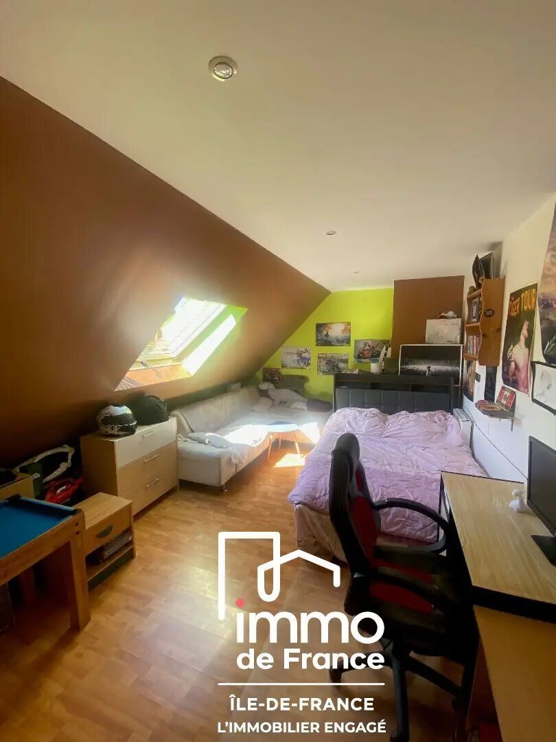 Maison à vendre, 144m², Belhomert-Guéhouville