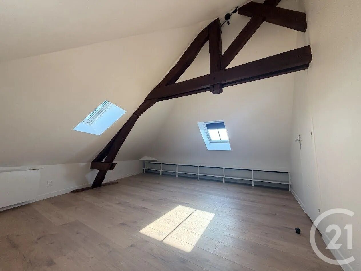Appartement à louer, 28m², Yèvres