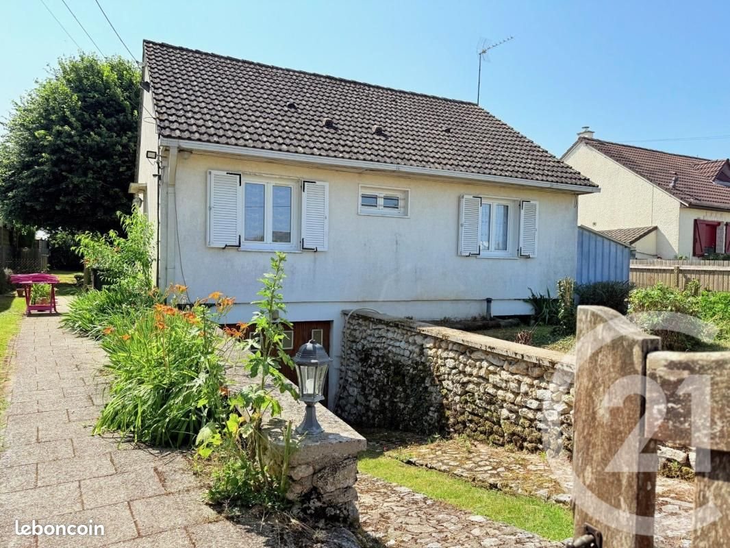 Maison à vendre, 89m², Conie-Molitard