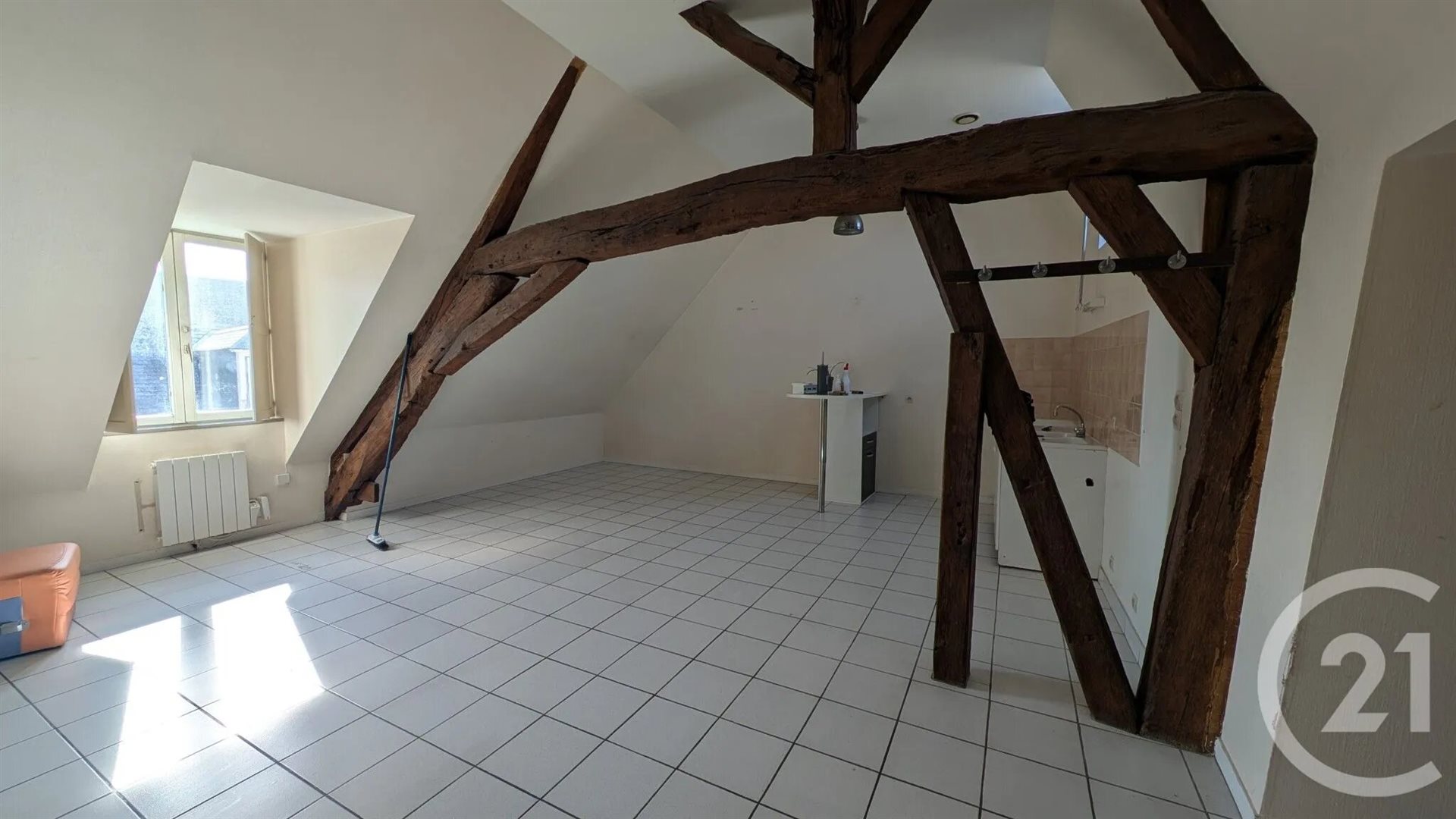 Appartement à louer, 45m², Châteaudun