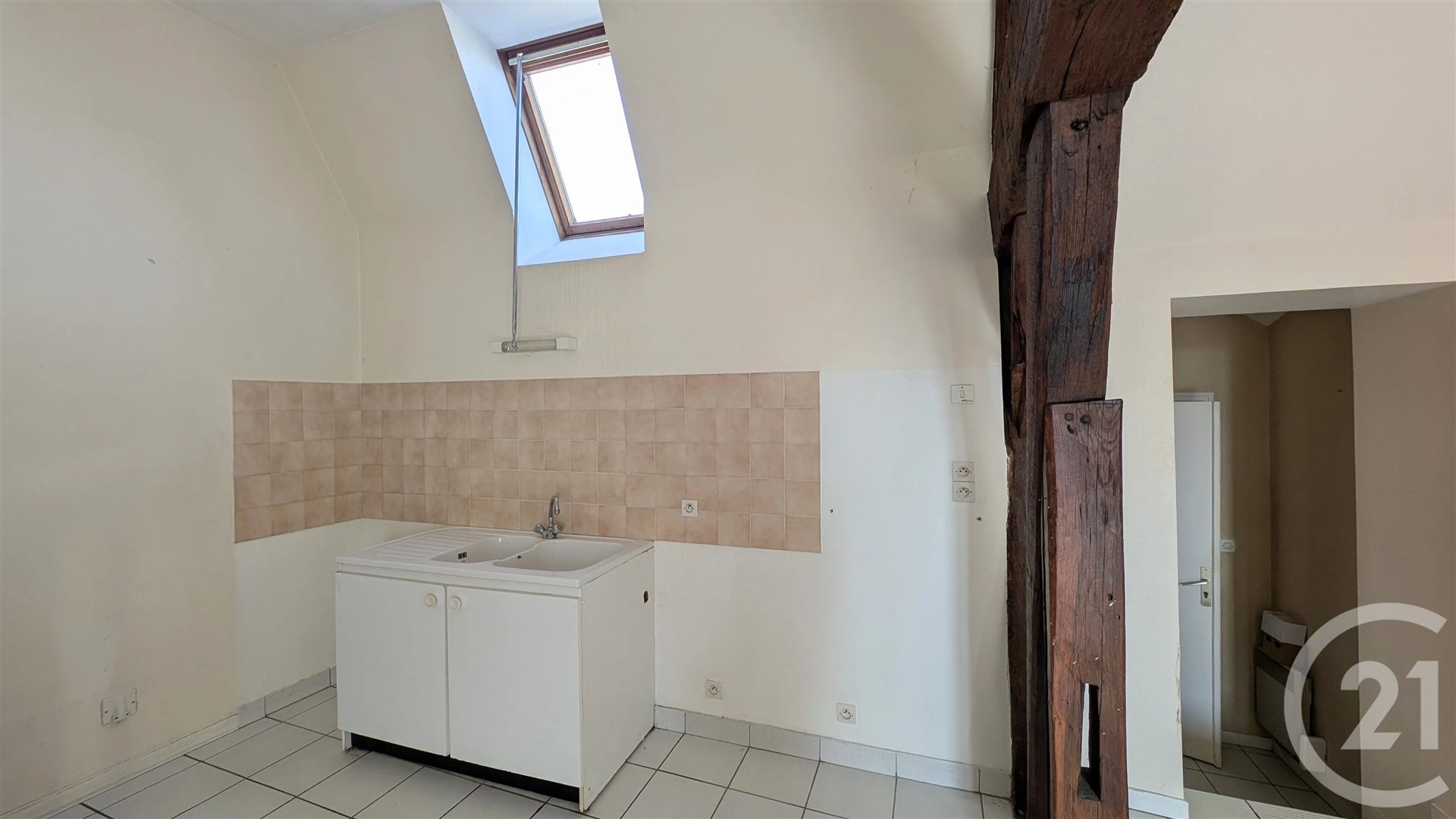 Appartement à louer, 45m², Châteaudun
