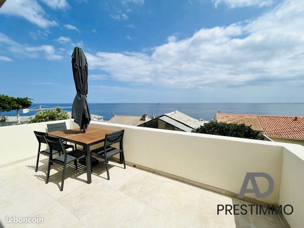 Appartement à louer, 50m², Bastia