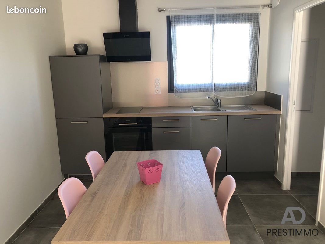 Appartement à louer, 60m², Bastia