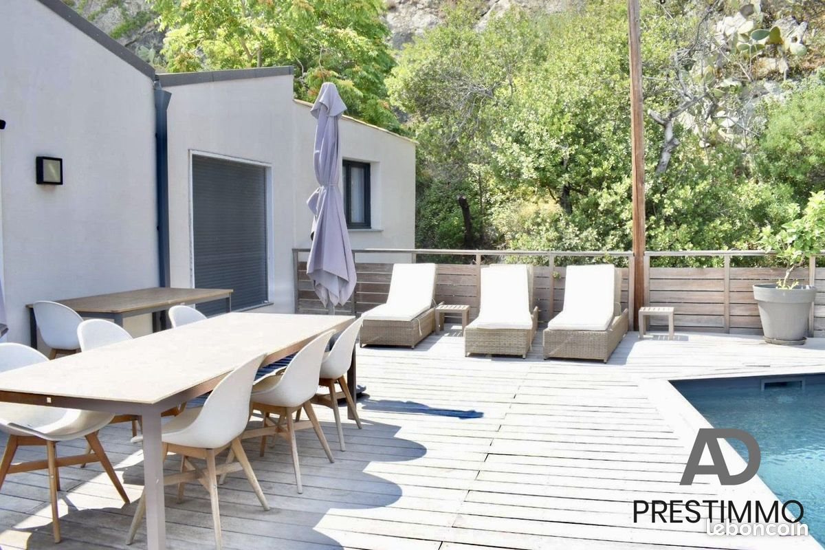 Maison à louer, 170m², San-Martino-di-Lota