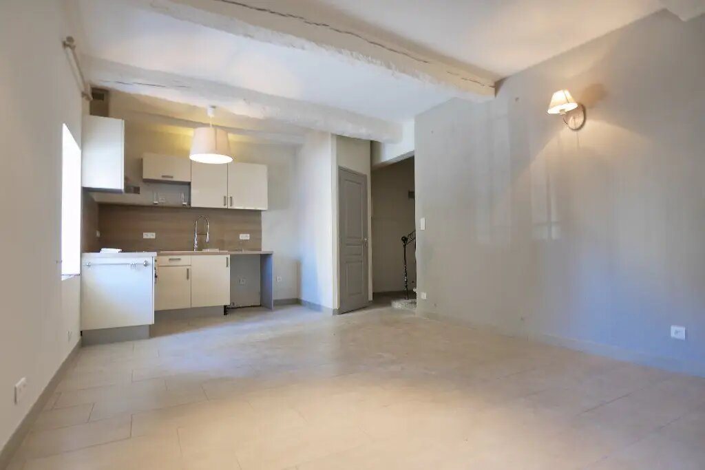 Maison à louer, 72m², Le Cailar