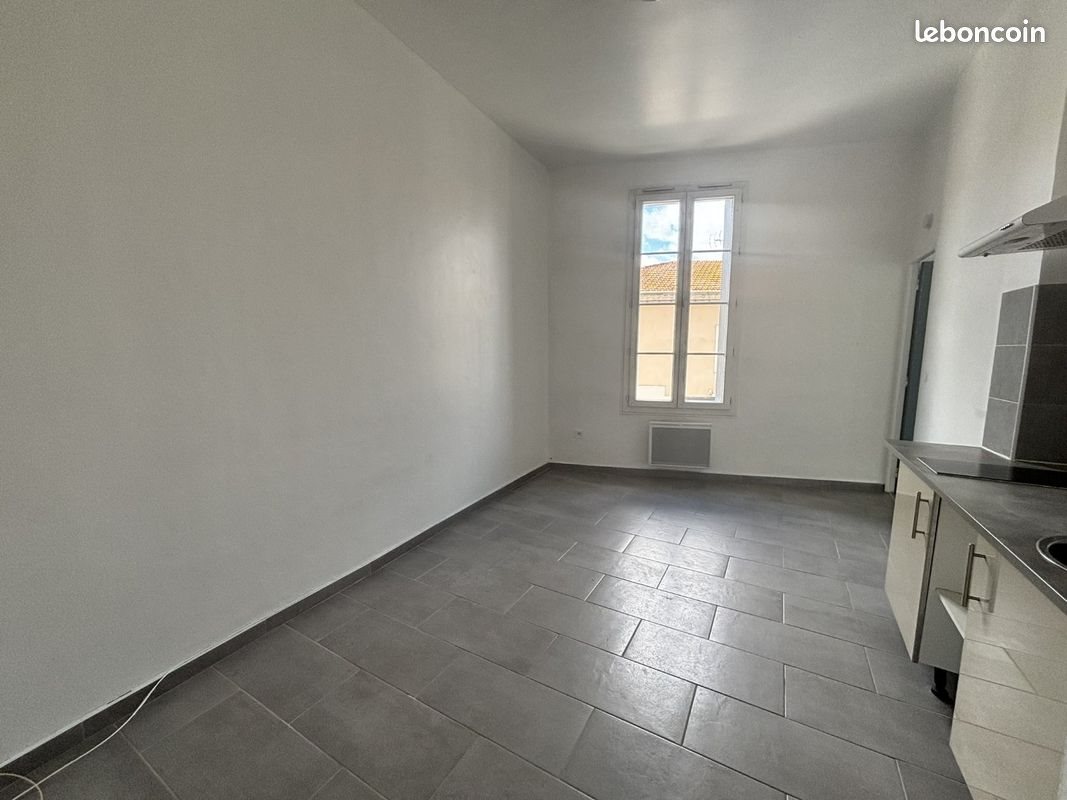 Appartement à louer, 30m², Lunel