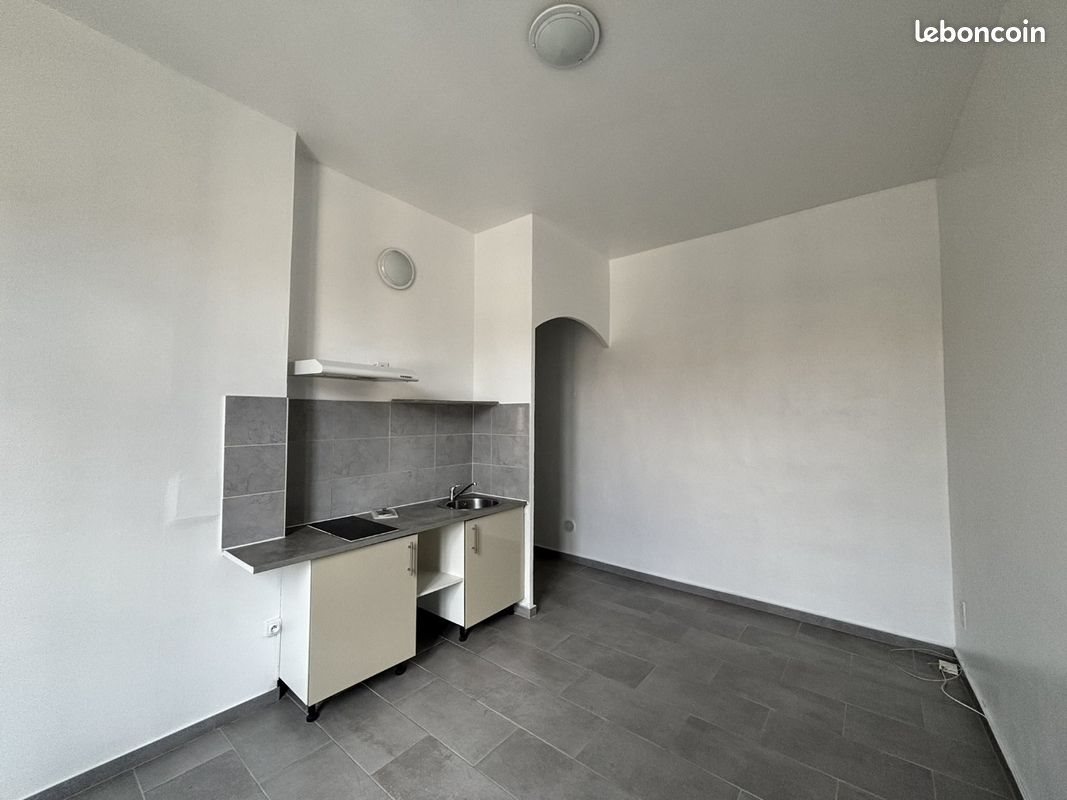 Appartement à louer, 30m², Lunel