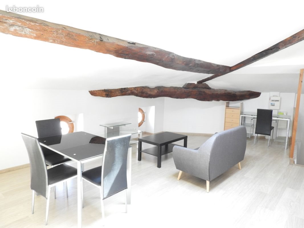 Appartement à louer, 28m², Castres