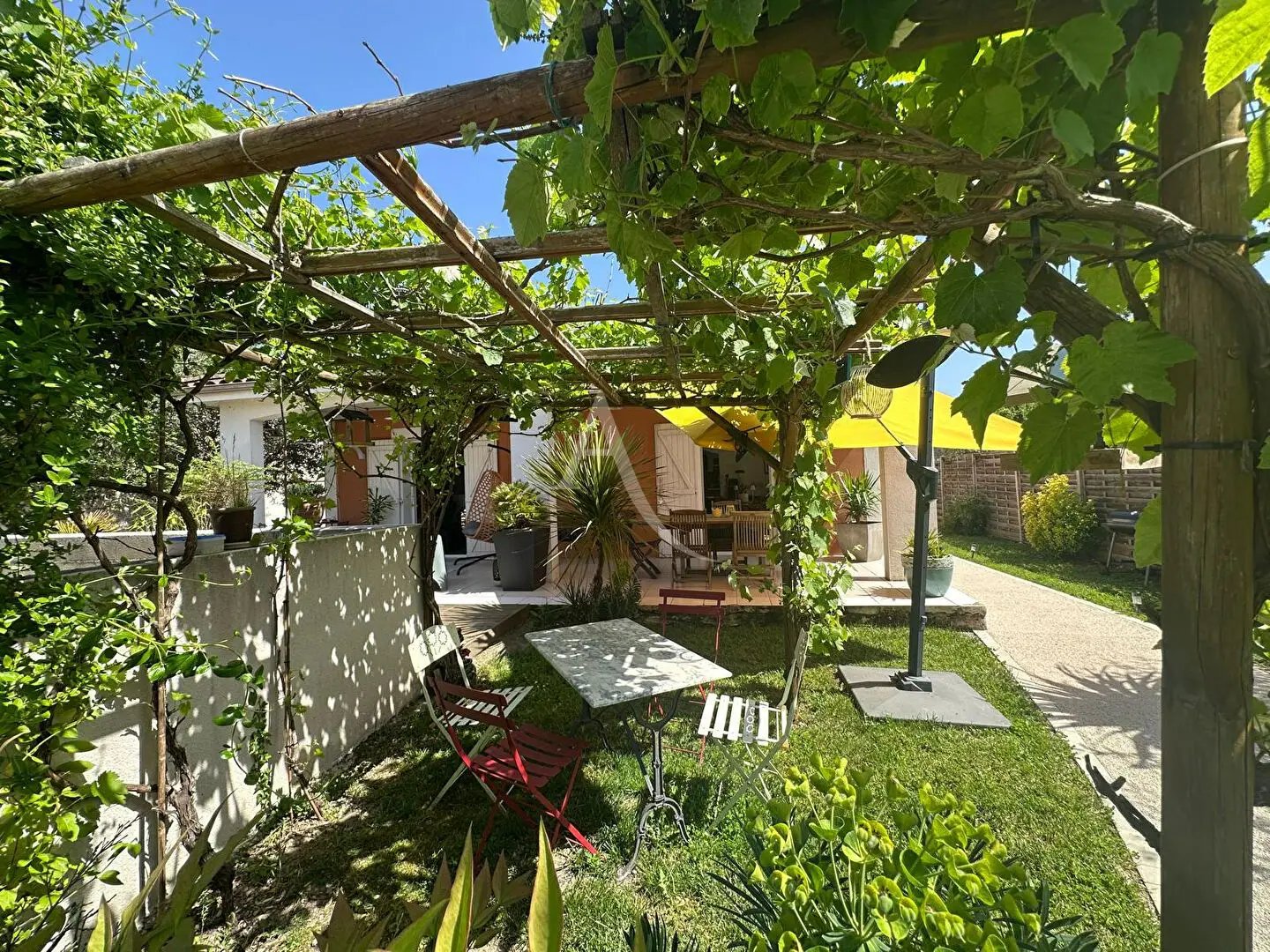 Maison à vendre, 122m², Gémil