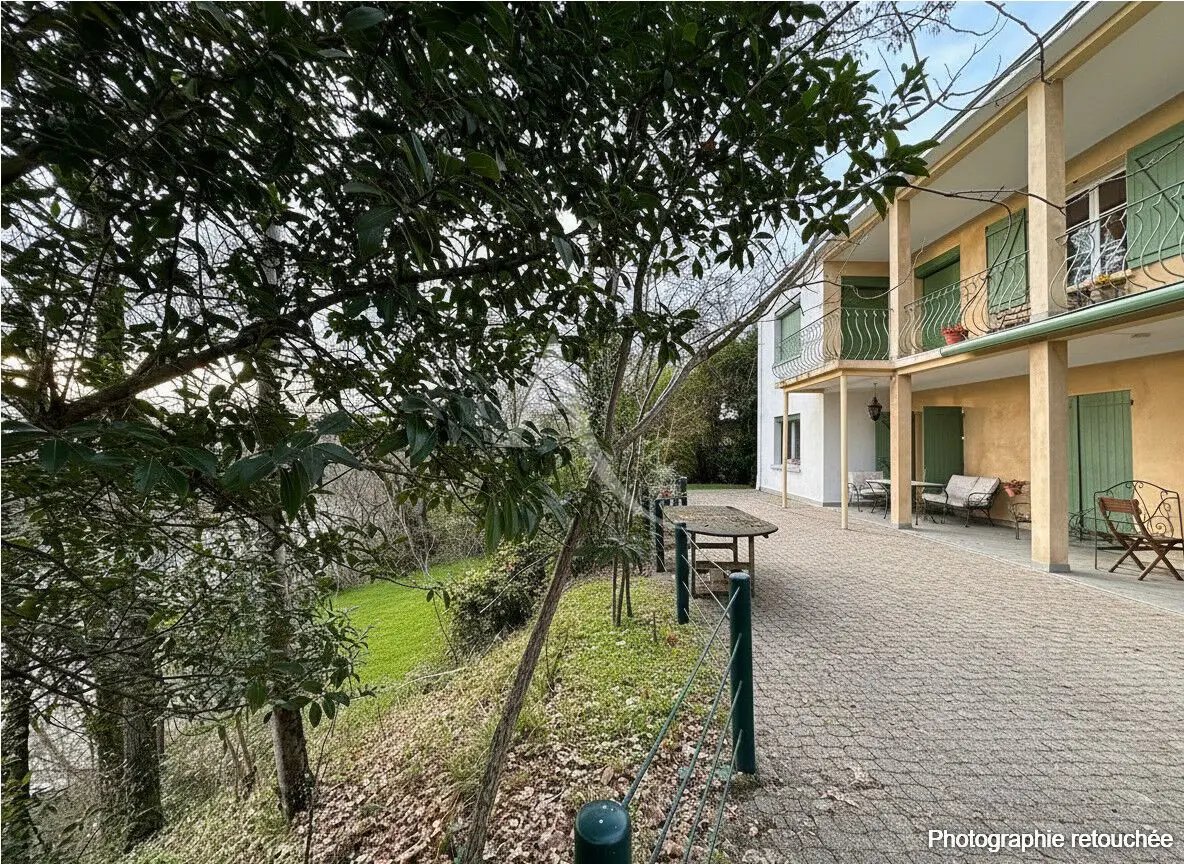 Maison à vendre, 235m², Gémil