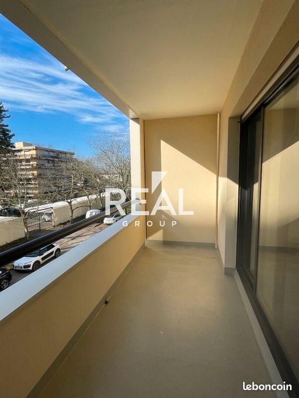 Appartement à louer, 47m², Talence