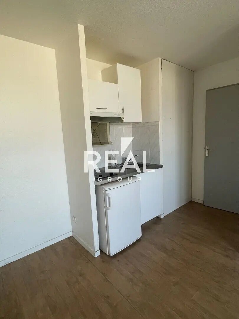 Appartement à louer, 28m², Talence