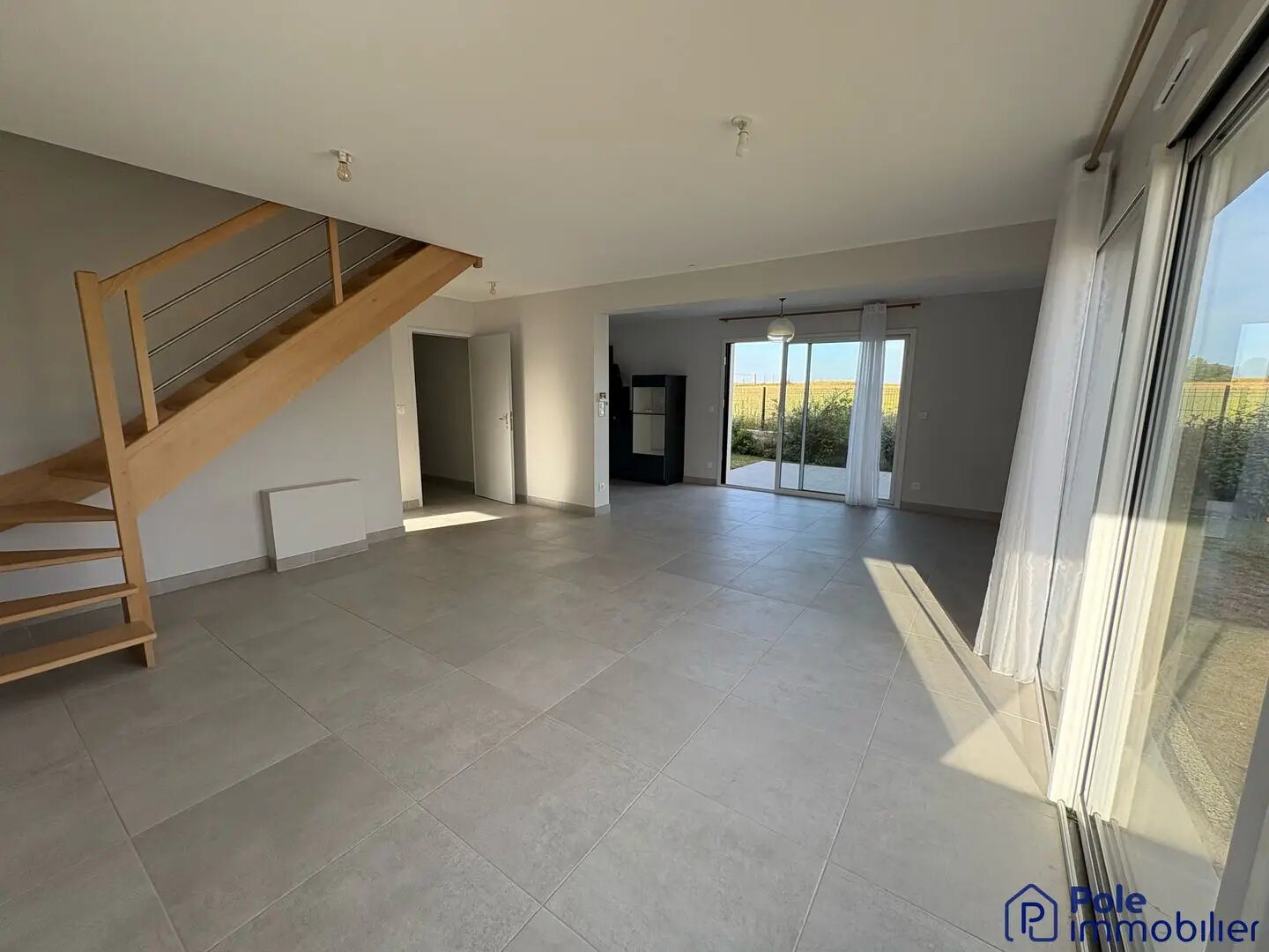 Maison à louer, 110m², Rots