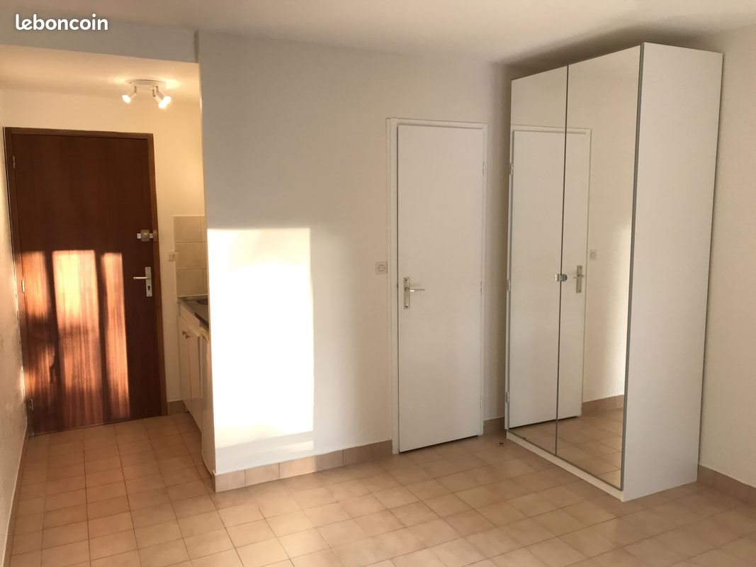 Appartement à louer, 19m², Saint-Martin-d'Hères