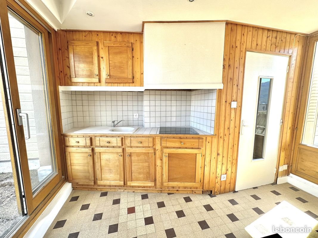 Appartement à louer, 22m², Grenoble