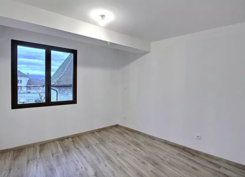 Appartement à vendre, 85m², Morestel