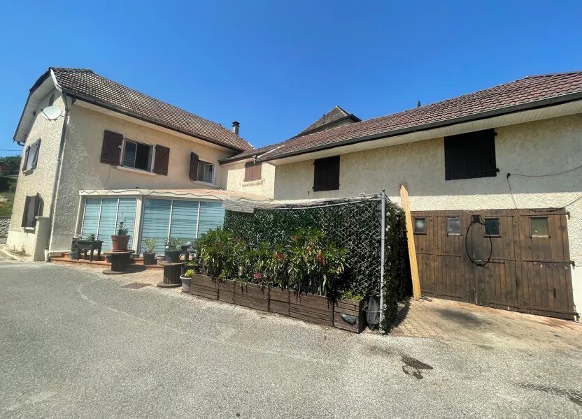Maison à vendre, 117m², Sermérieu