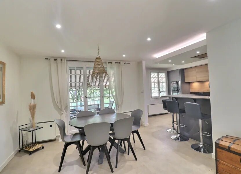 Maison à vendre, 200m², Morestel