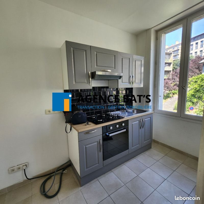 Appartement à louer, 44m², Saint-Étienne
