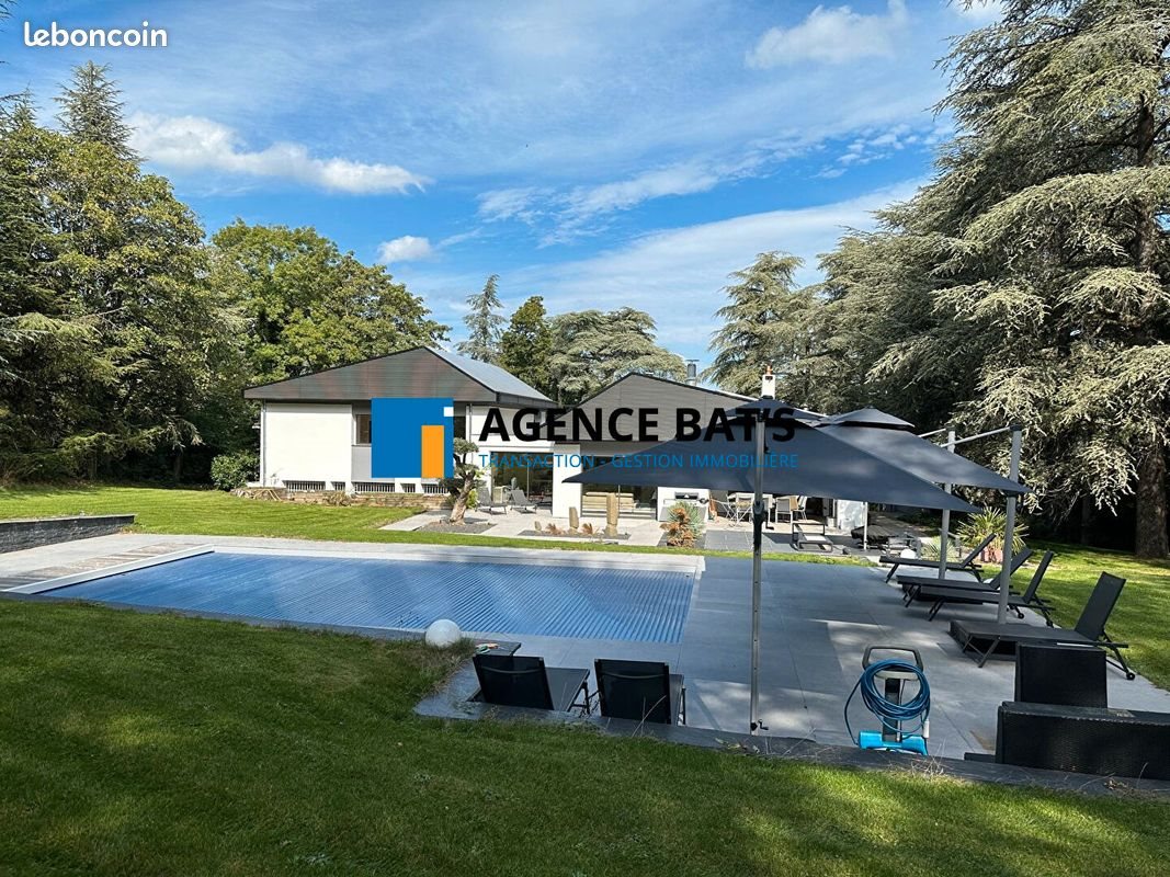 Maison à vendre, 433m², Saint-Etienne