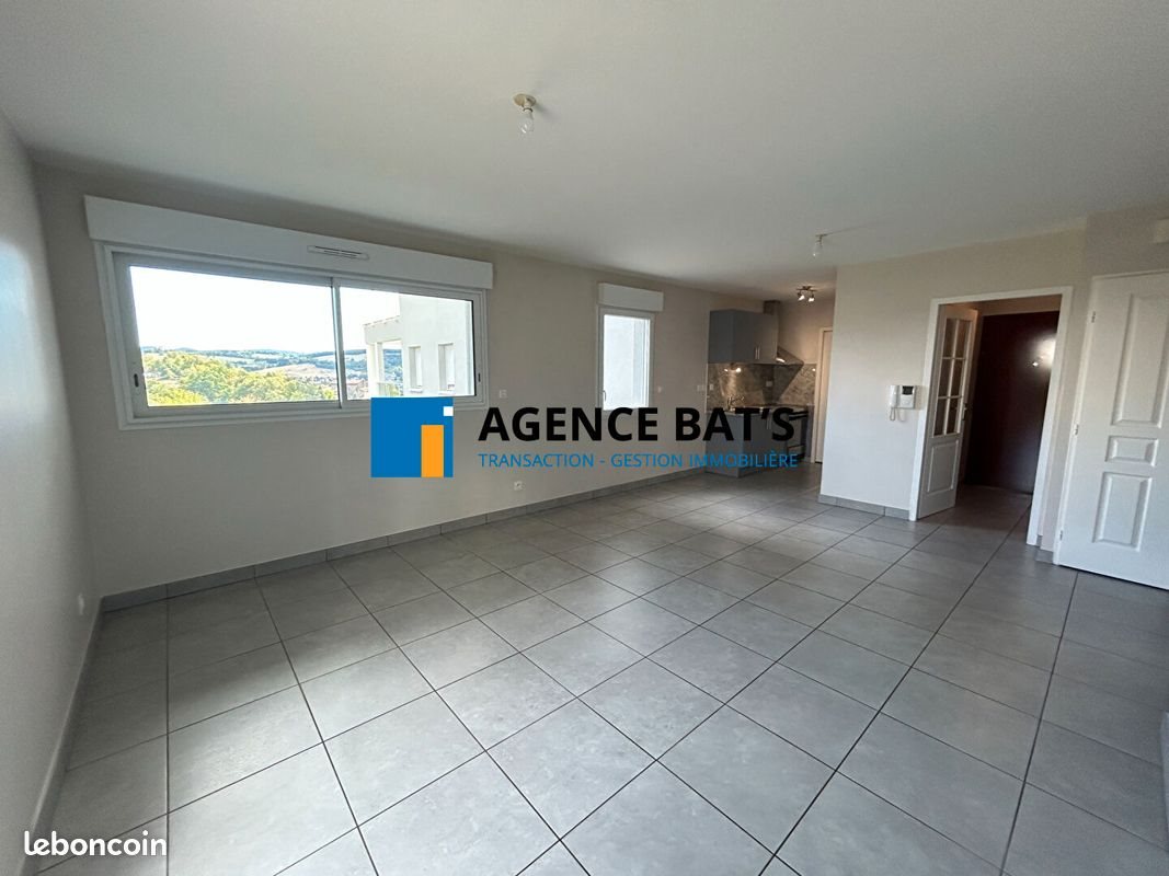 Appartement à vendre, 62m², Saint-Genest-Lerpt