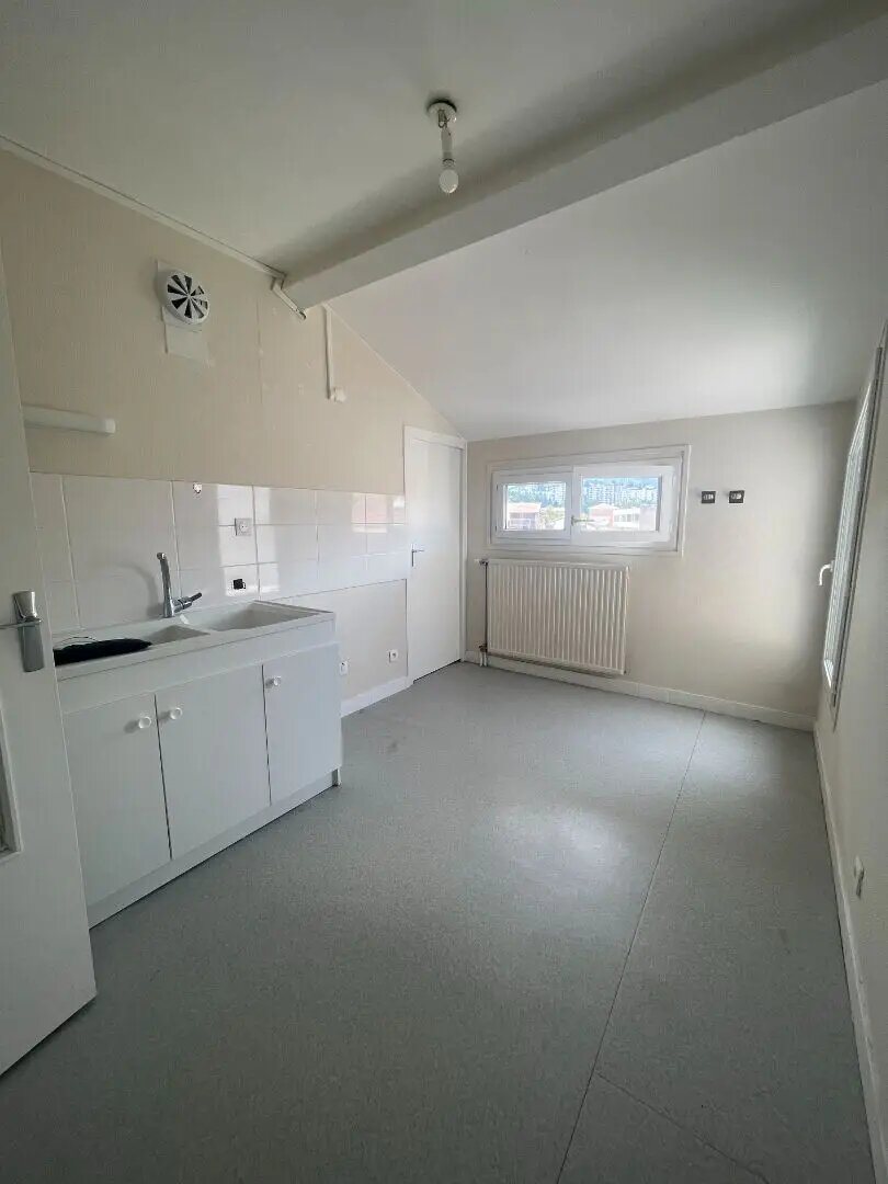 Appartement à louer, 65m², Firminy