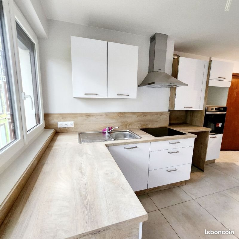 Appartement à louer, 76m², Saint-Just-Saint-Rambert