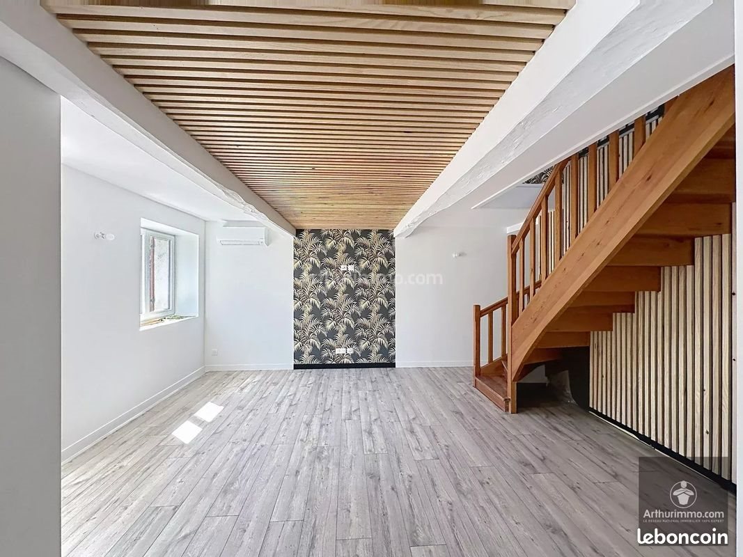 Maison à louer, 120m², Briennon