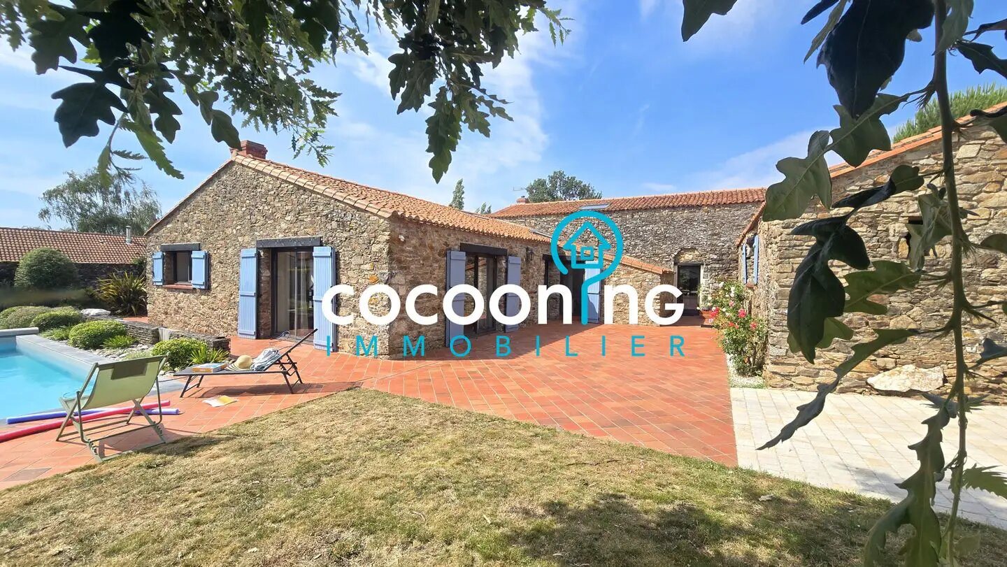 Maison à vendre, 234m², Le Landreau