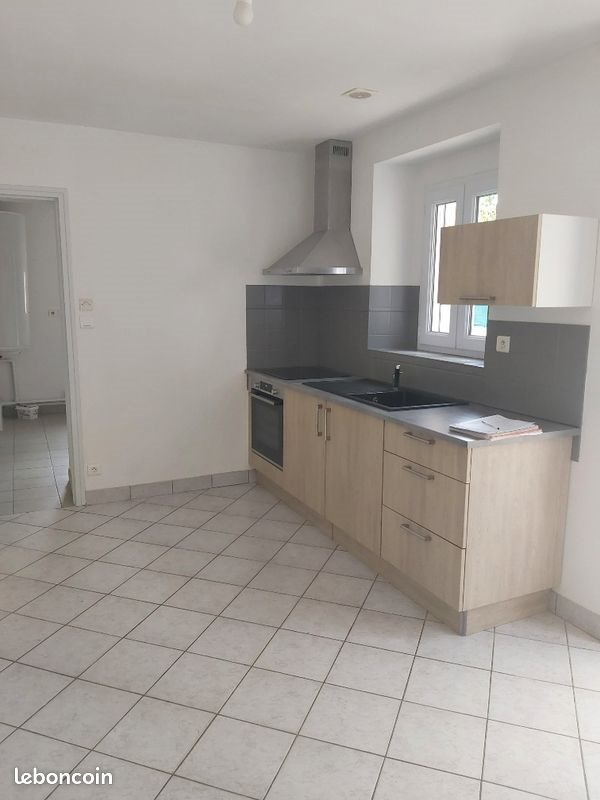 Maison à louer, 104m², Quilly