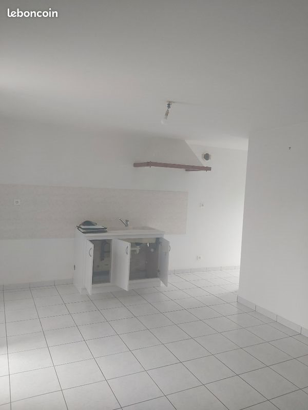 Maison à louer, 74m², Besné