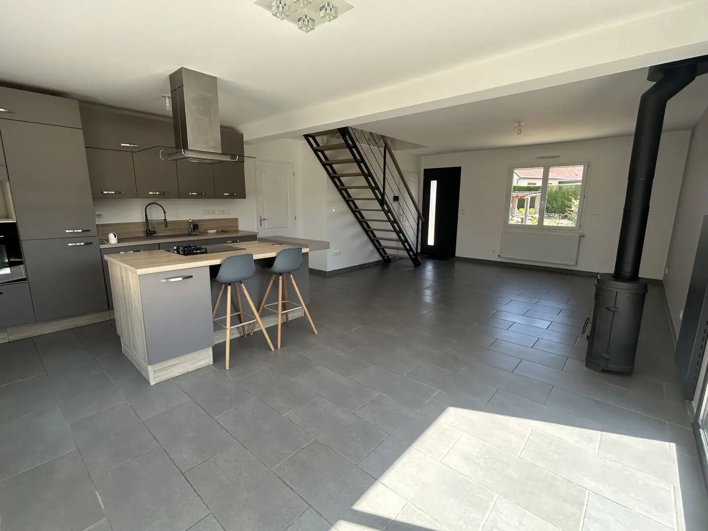 Maison à vendre, 103m², Ormes