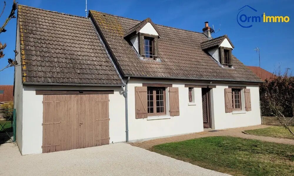Maison à vendre, 108m², Saint-Péravy-la-Colombe