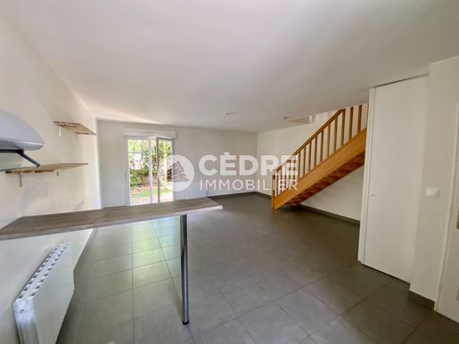 Advert pic 0