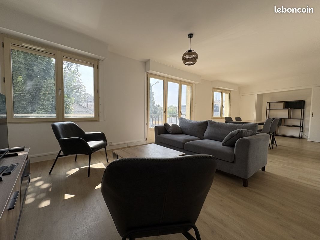 Appartement à louer, 93m², Saumur