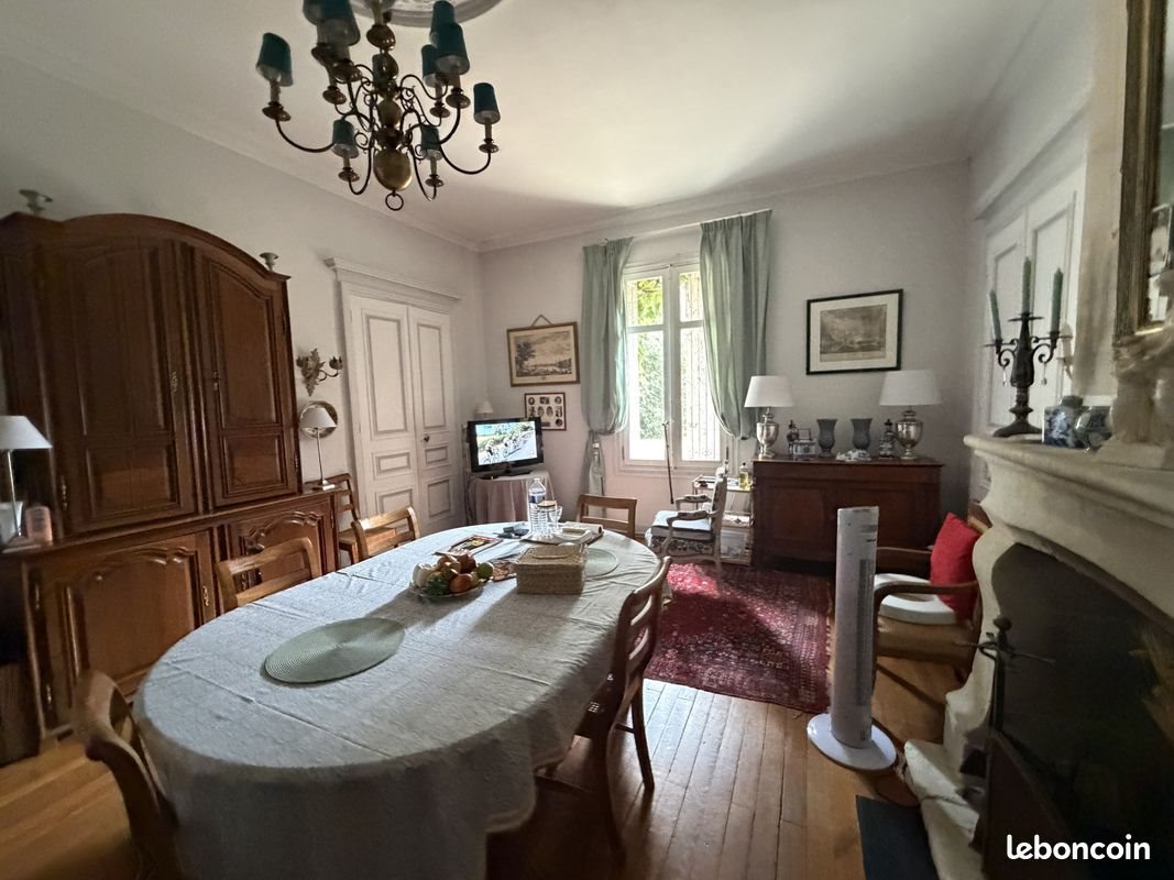 Maison à vendre, 313m², Saumur