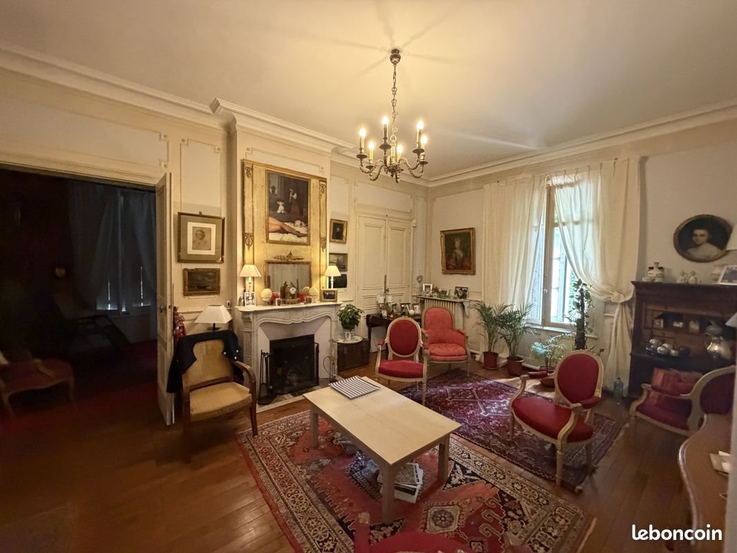 Maison à vendre, 313m², Saumur